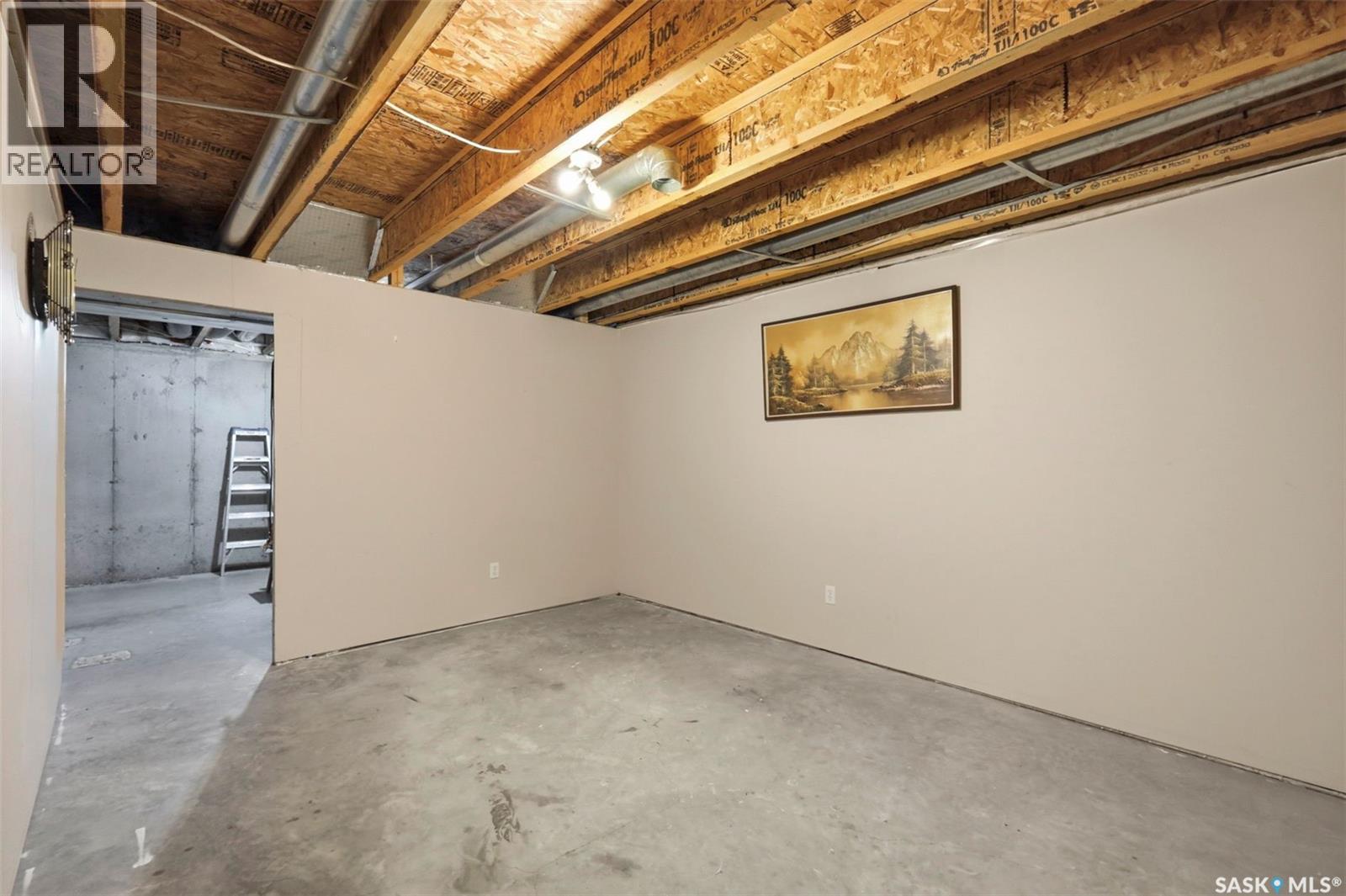 #130 103 Rutherford CRESCENT - 17