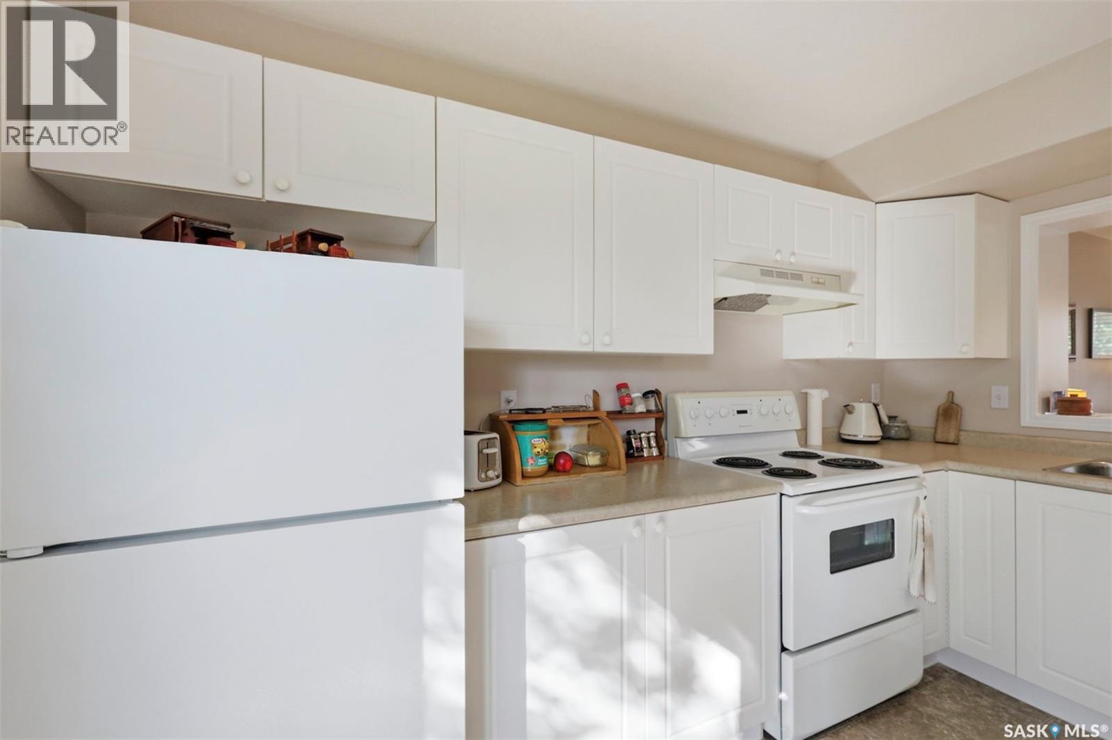 #130 103 Rutherford CRESCENT - 9