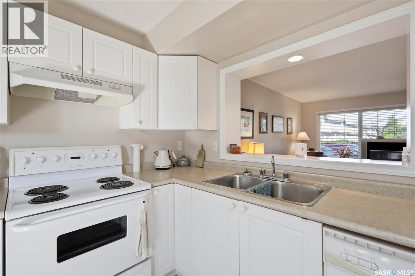 #130 103 Rutherford CRESCENT - 6
