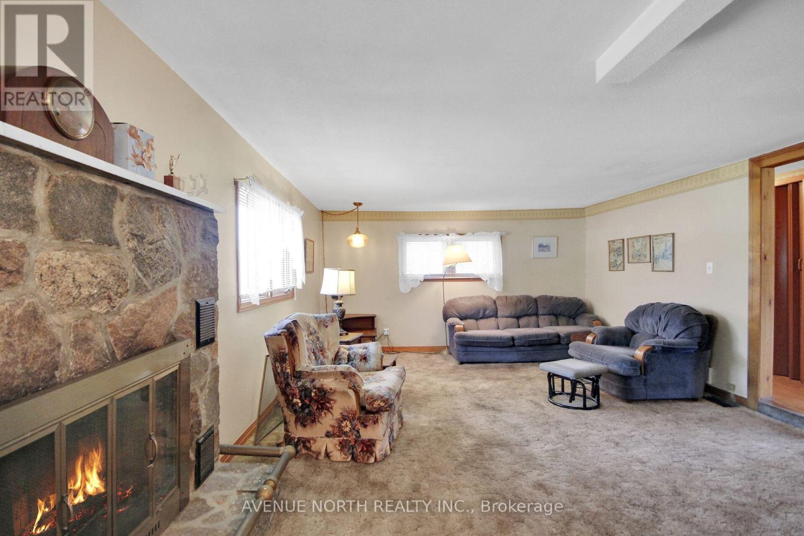 3 Bed, 1 Bath House for Sale in Ottawa – 6898 MITCH OWENS ROAD, Ottawa – MLS# X13492112 - Image 13