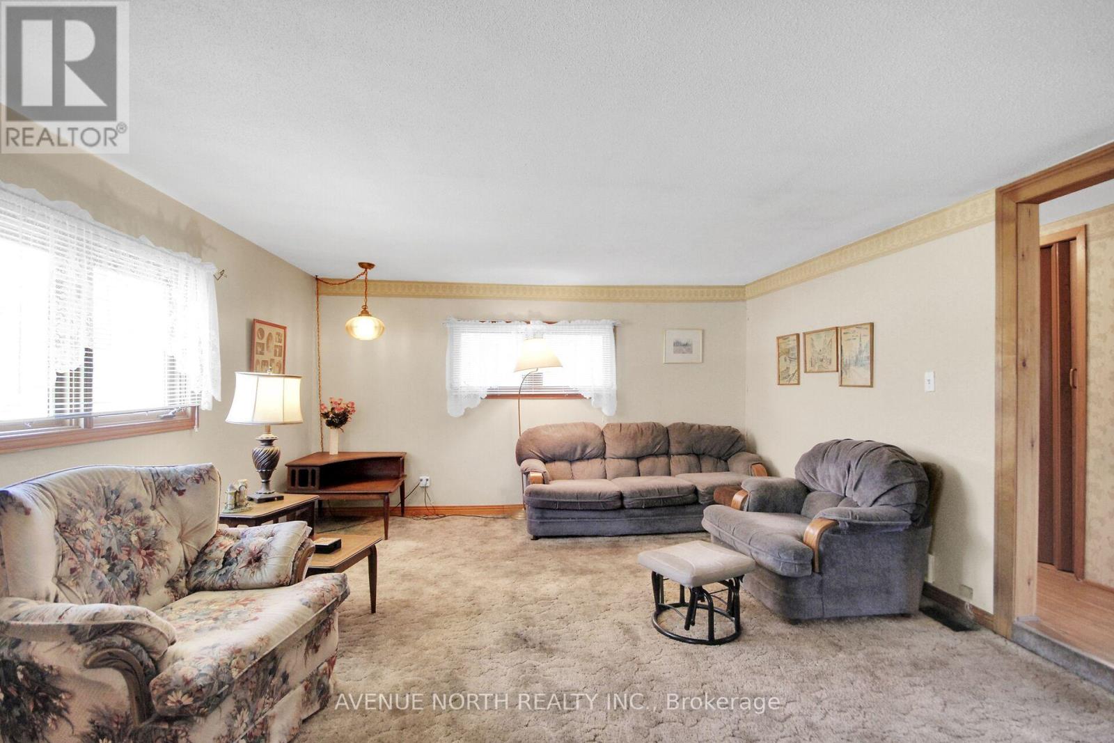 3 Bed, 1 Bath House for Sale in Ottawa – 6898 MITCH OWENS ROAD, Ottawa – MLS# X13492112 - Image 23