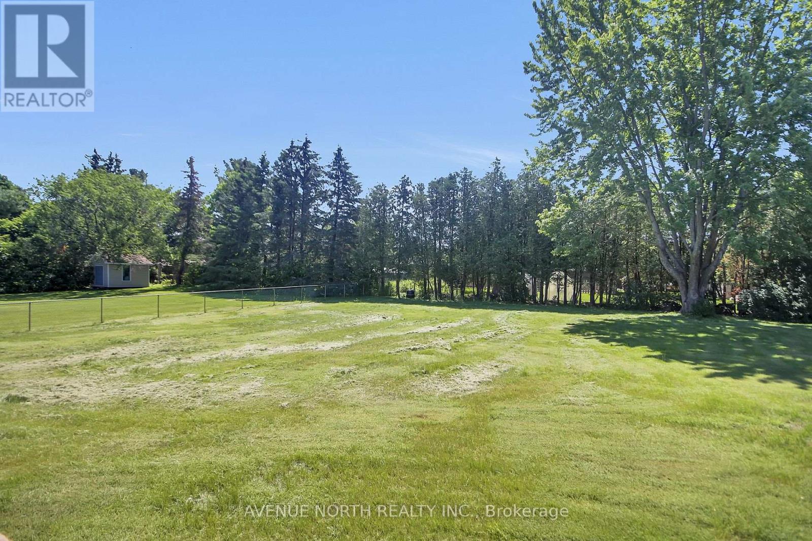 3 Bed, 1 Bath House for Sale in Ottawa – 6898 MITCH OWENS ROAD, Ottawa – MLS# X13492112 - Image 36