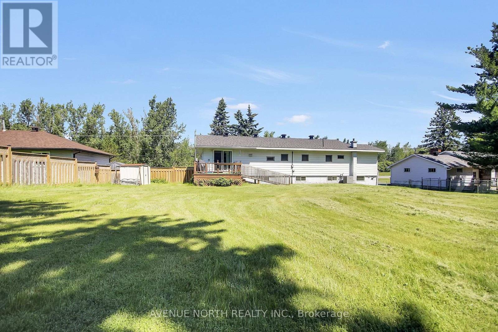 3 Bed, 1 Bath House for Sale in Ottawa – 6898 MITCH OWENS ROAD, Ottawa – MLS# X13492112 - Image 44