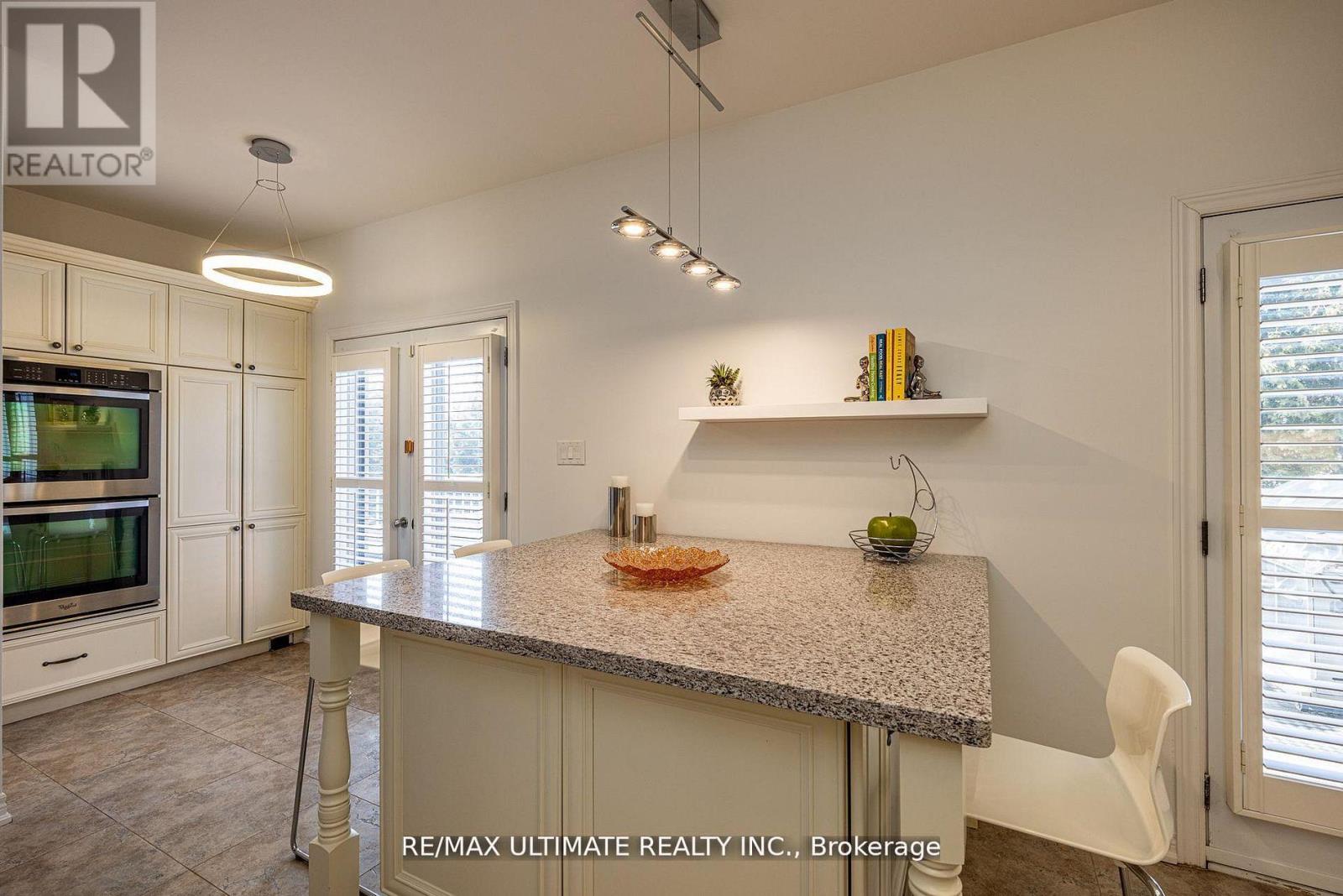 1160 ISLINGTON AVENUE - 18