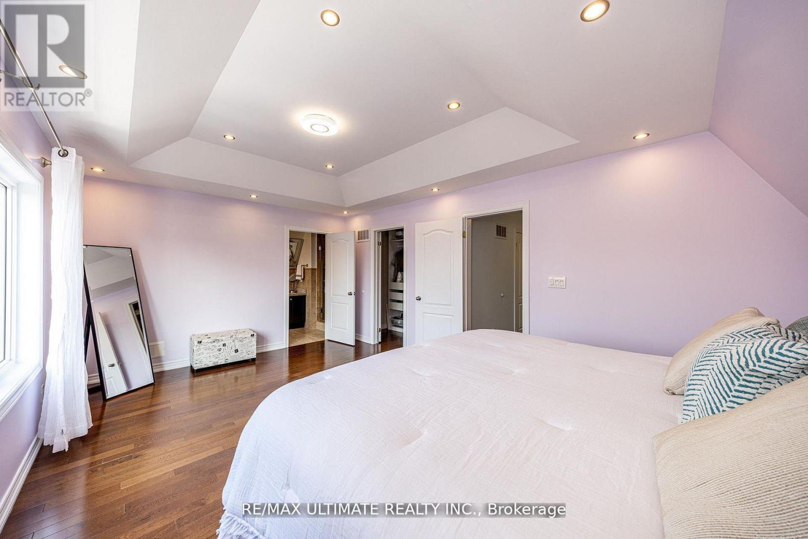 1160 ISLINGTON AVENUE - 24