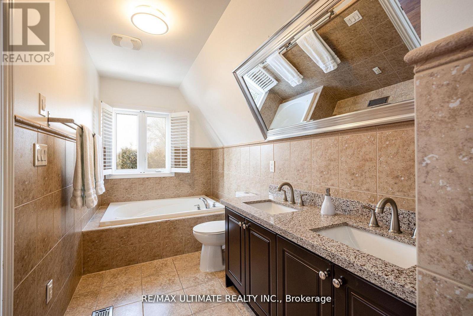 1160 ISLINGTON AVENUE - 26