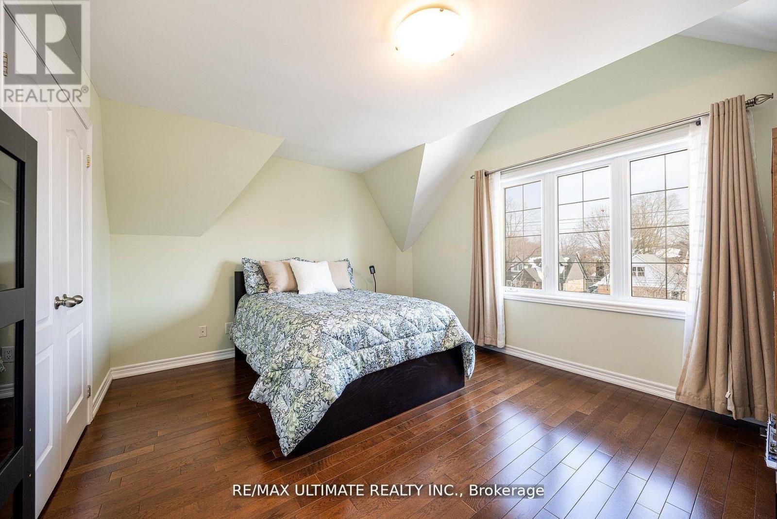 1160 ISLINGTON AVENUE - 28