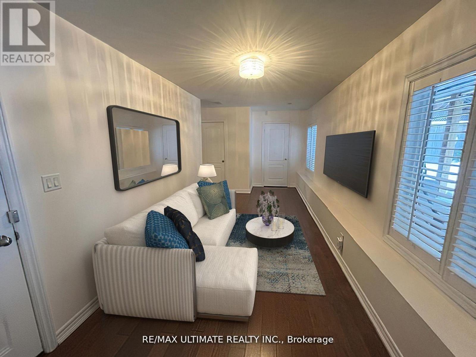 1160 ISLINGTON AVENUE - 33
