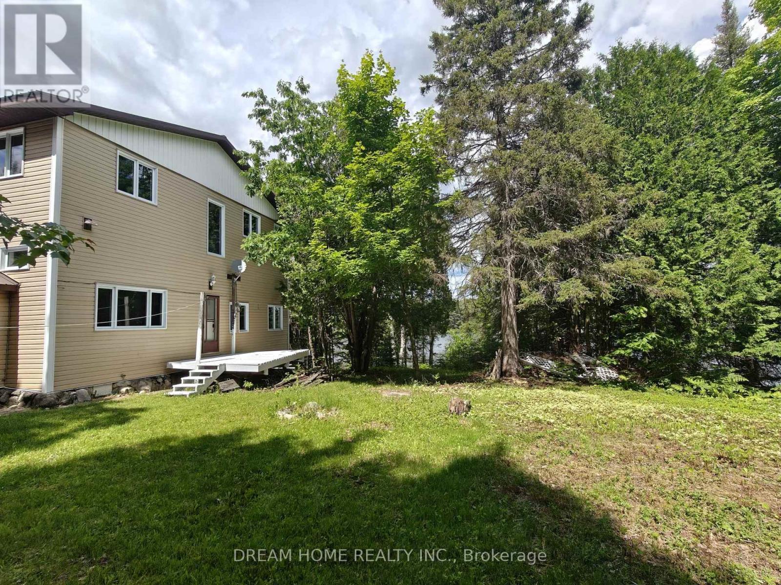150 HILLSIDE LAKE ROAD - 33