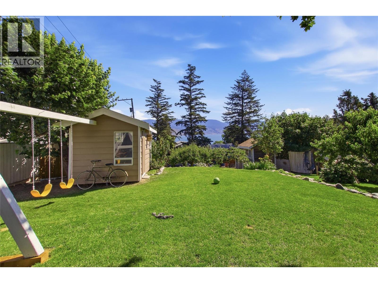 80 Vavasour Road - 25