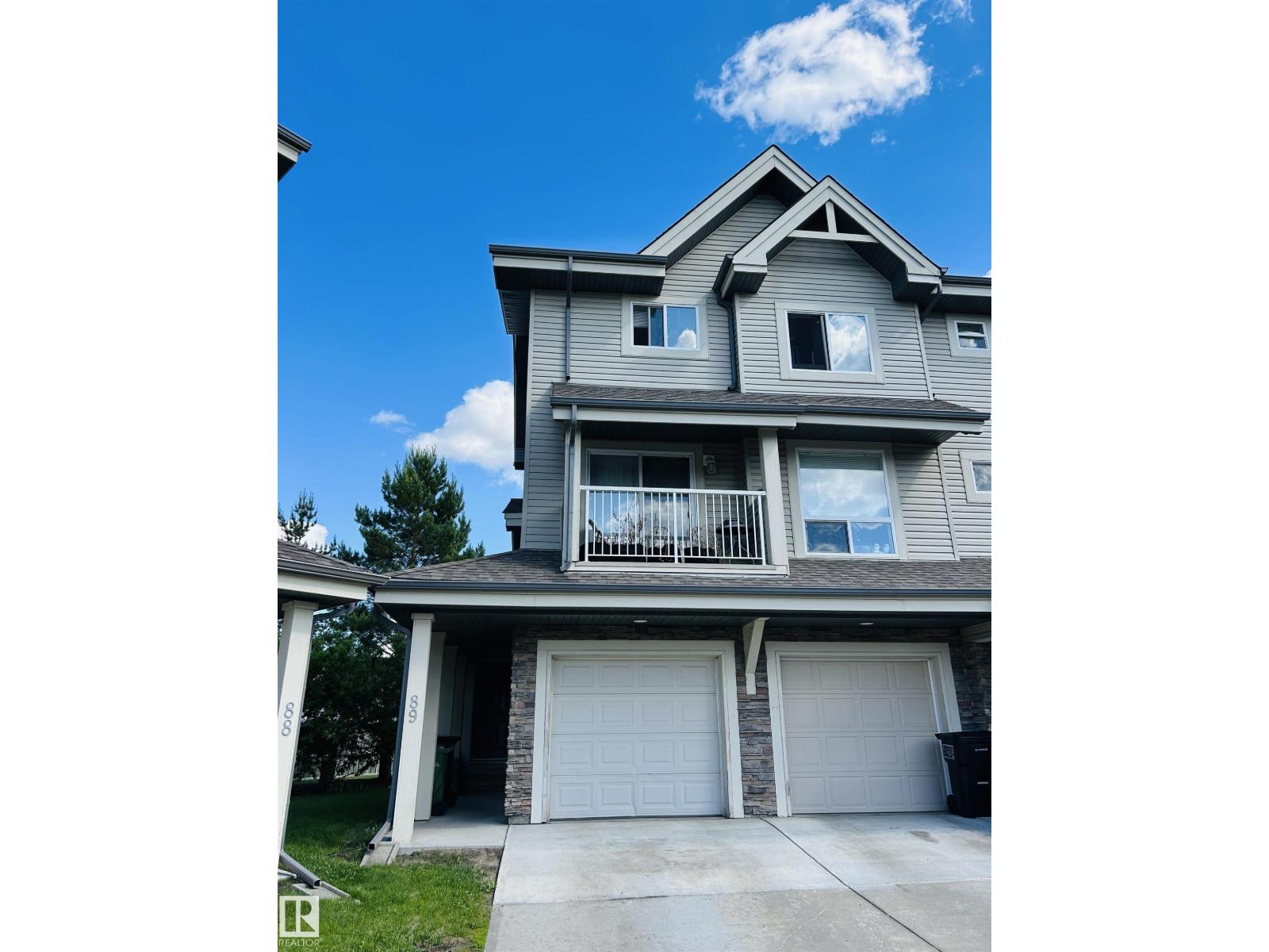 #89 12050 17 AV SW - 1