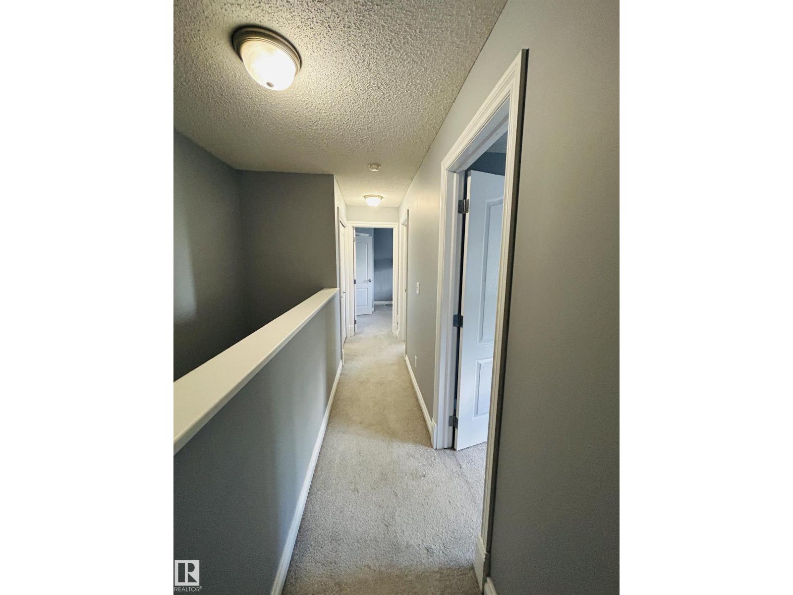 #89 12050 17 AV SW - 35
