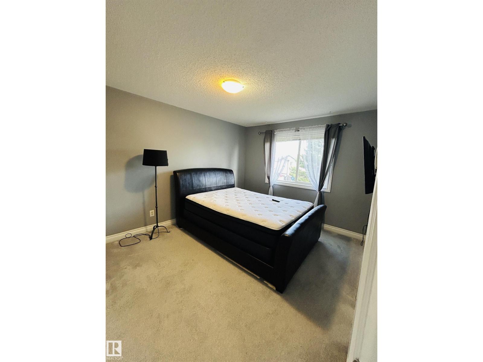 #89 12050 17 AV SW - 41