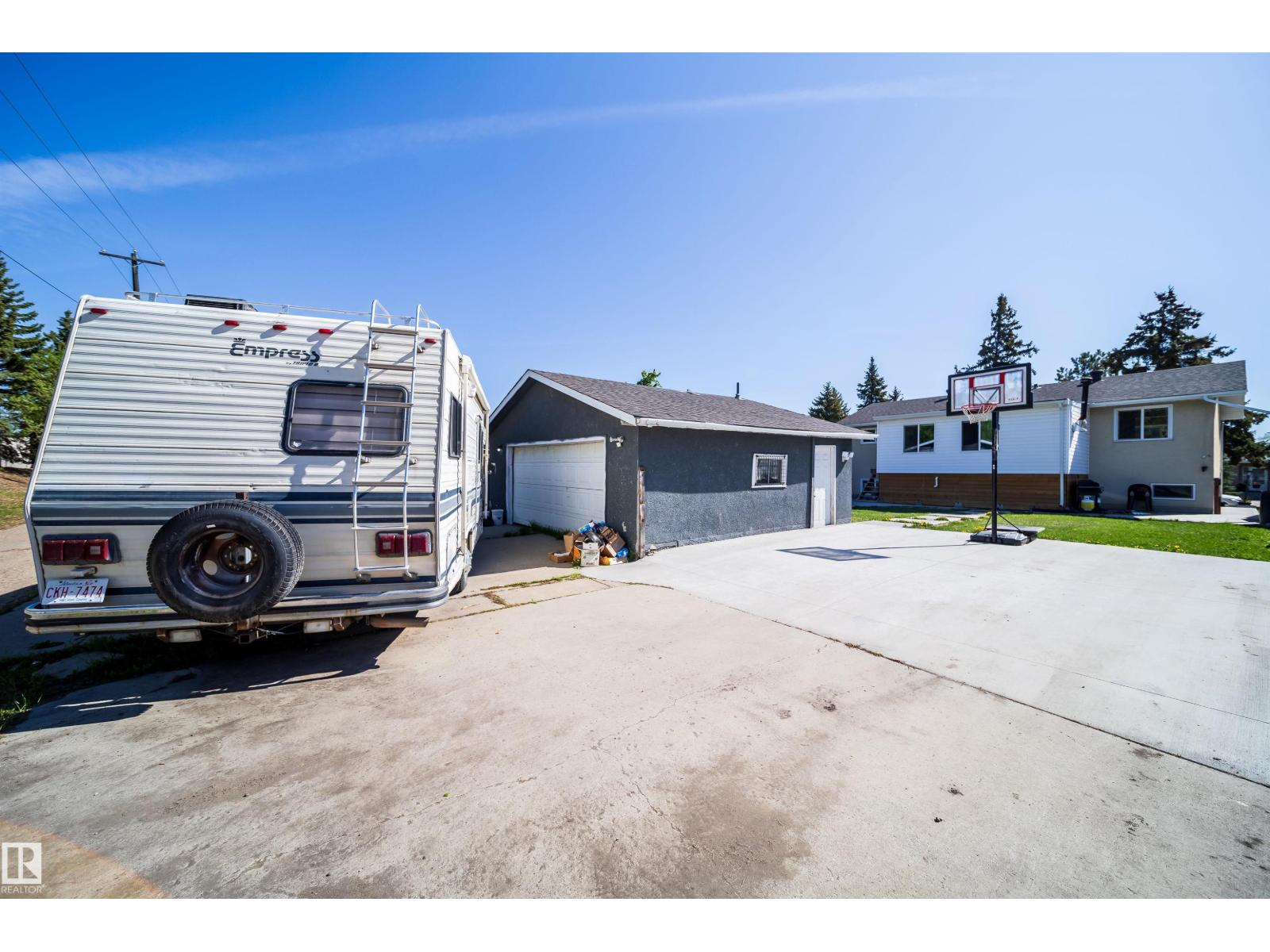 14808 96 ST NW - 44