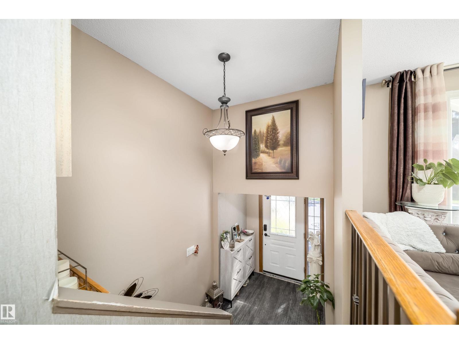 14808 96 ST NW - 8