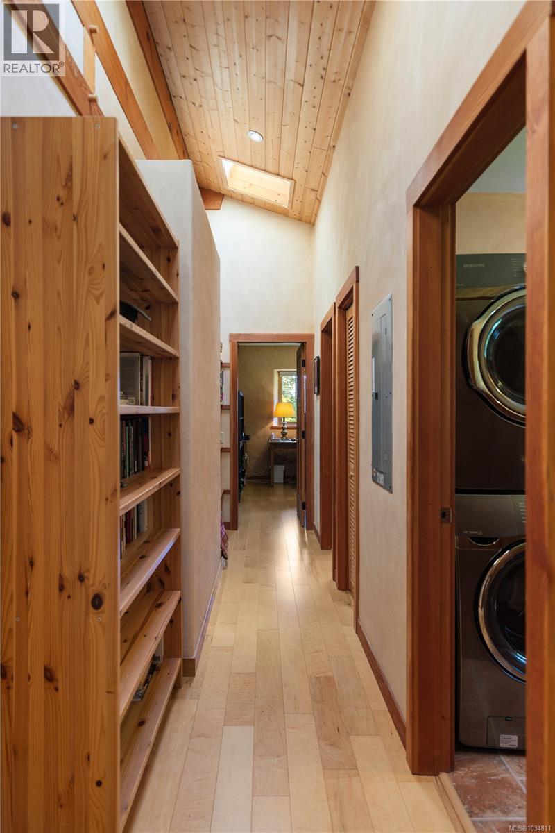 7708 West Coast Rd - 37