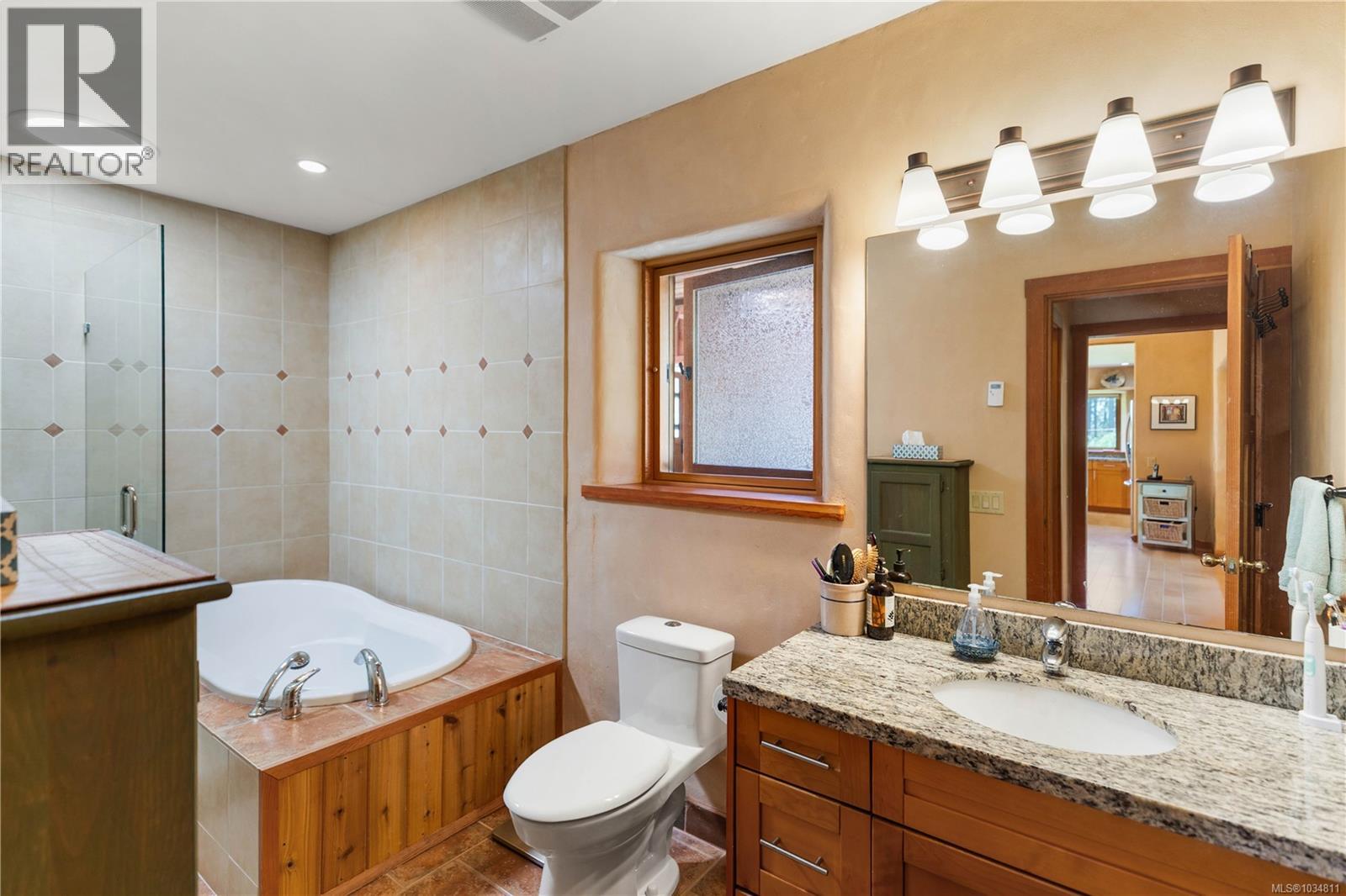 7708 West Coast Rd - 34