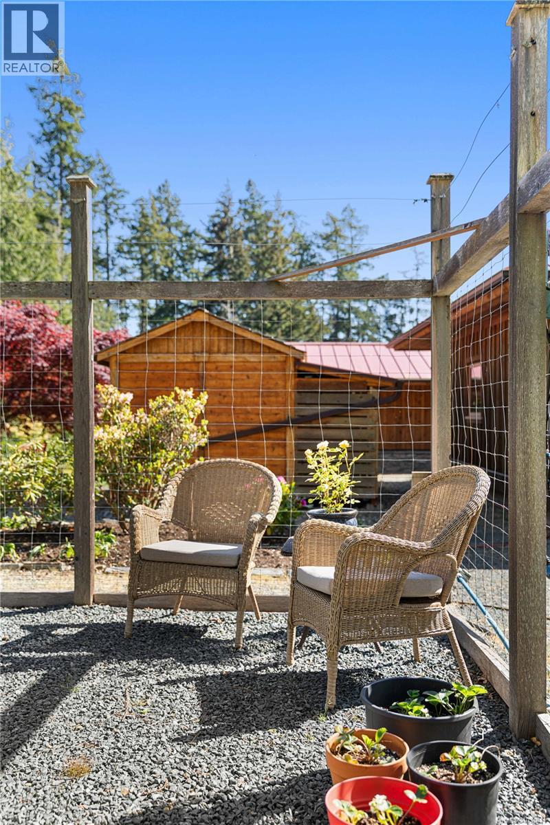 7708 West Coast Rd - 46