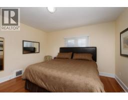 Bedroom - 3919 Quadra St, Saanich, BC V8X1J3 Photo 11
