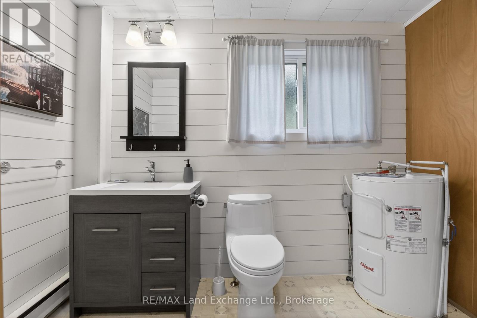 86447 MCLEAN STREET - 21