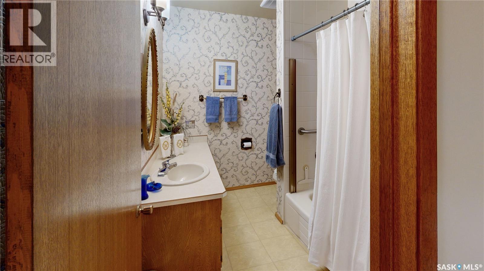 66 Sommerfeld DRIVE — photo 16