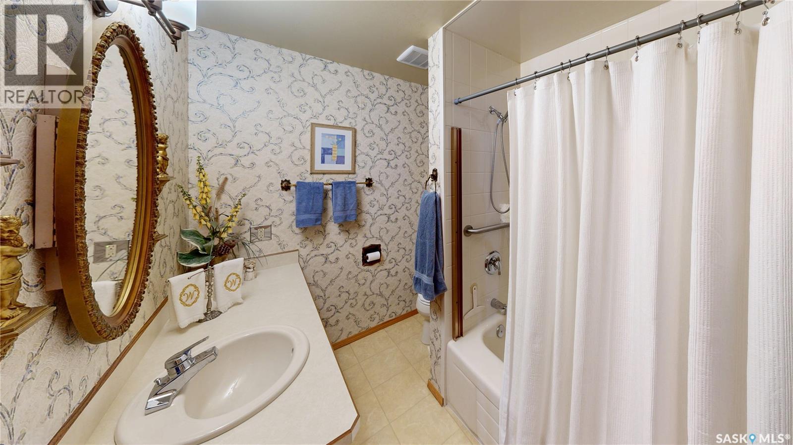 66 Sommerfeld DRIVE — photo 17