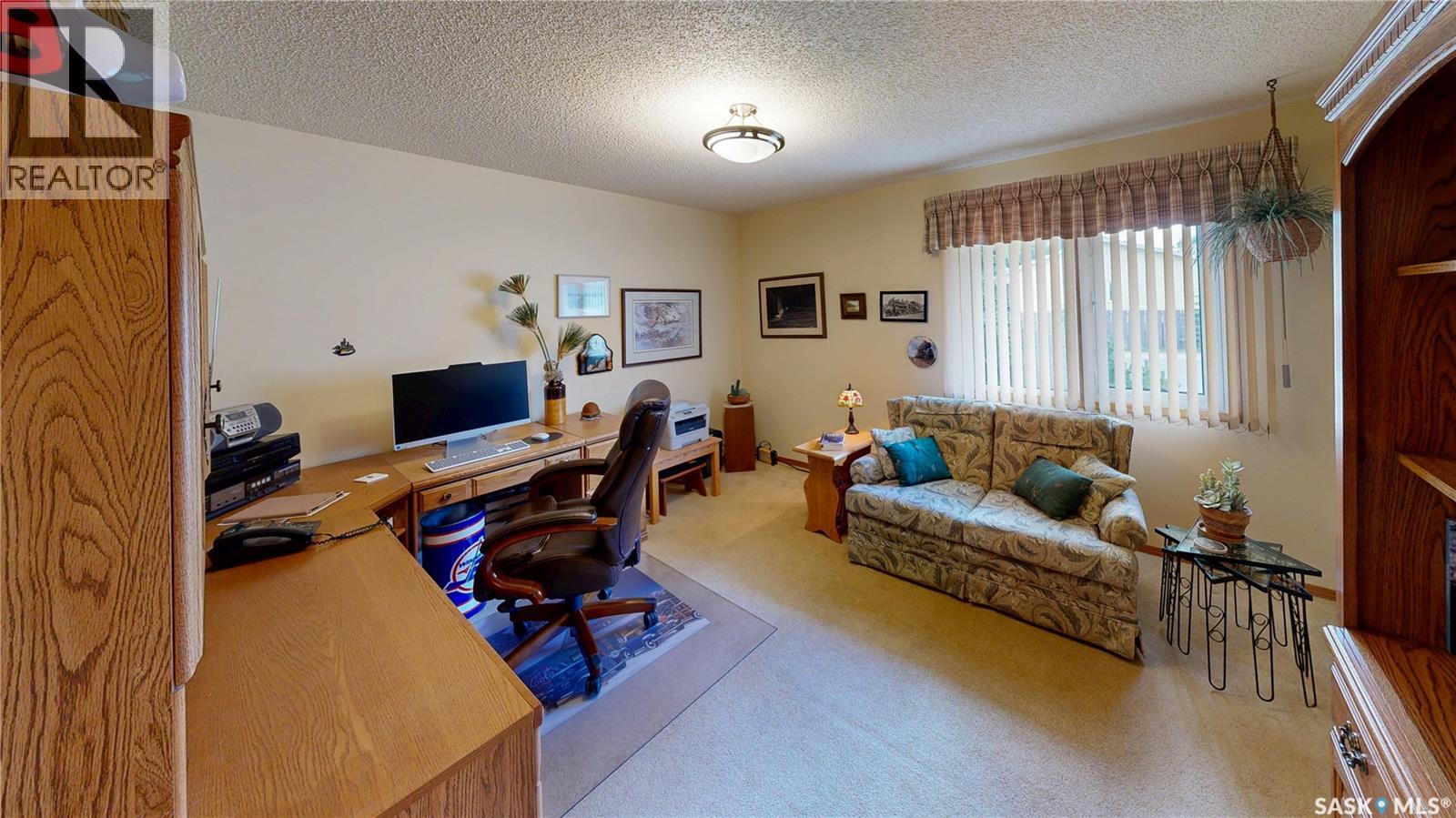 66 Sommerfeld DRIVE — photo 34