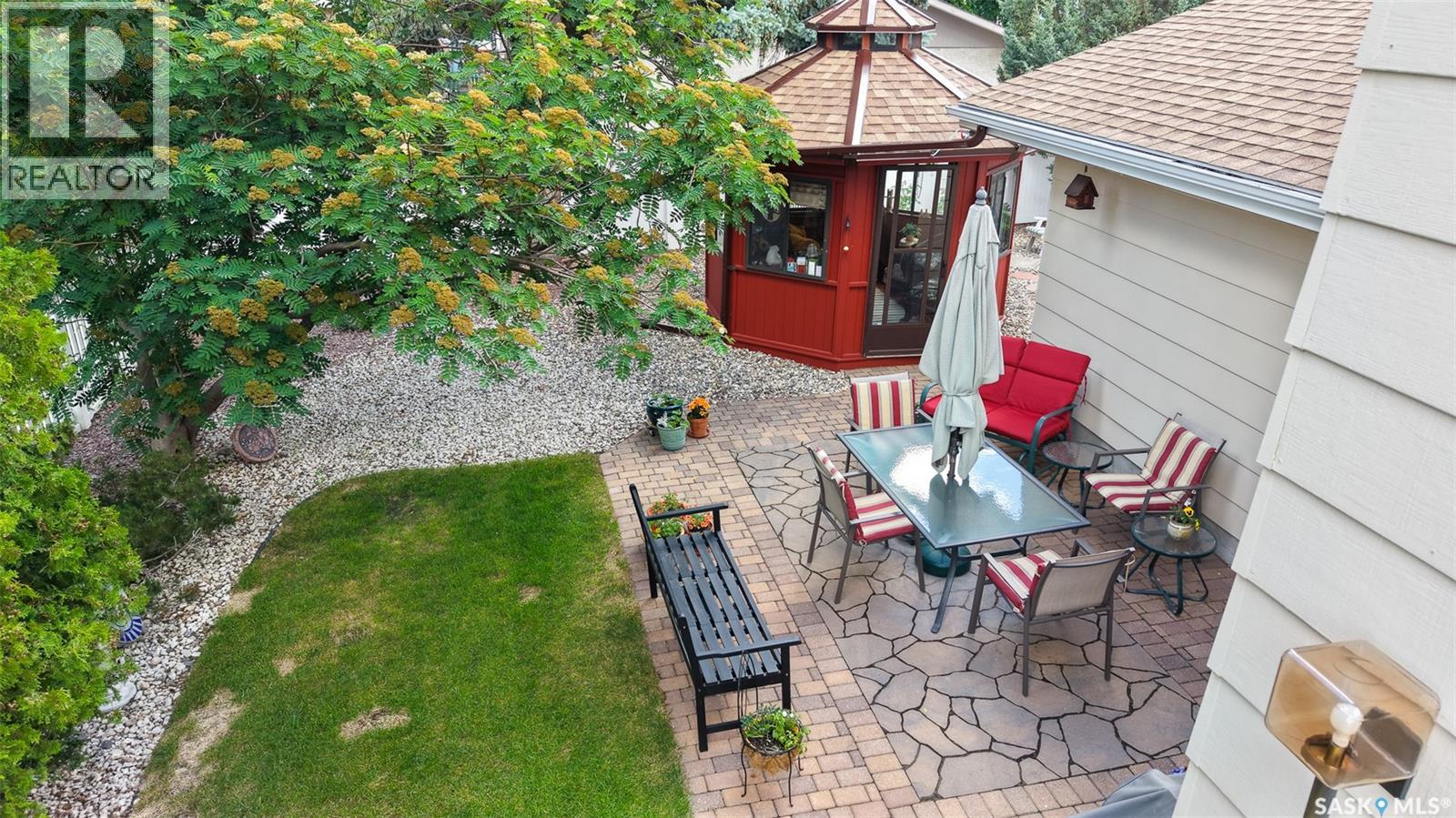 66 Sommerfeld DRIVE — photo 54