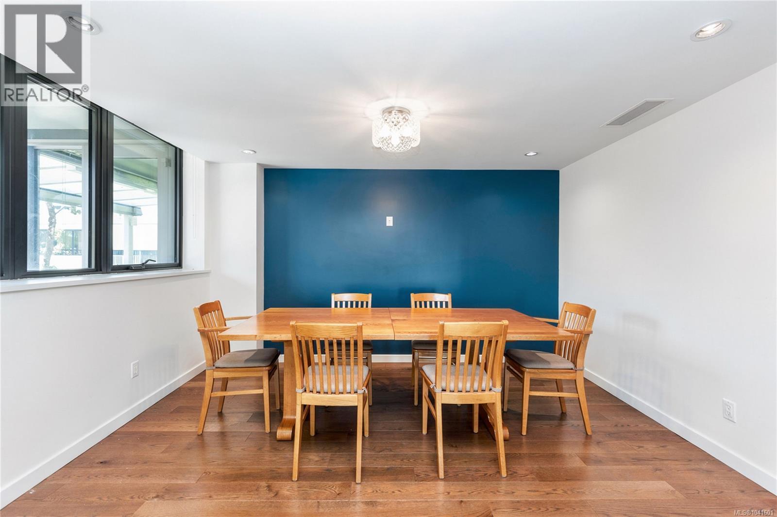#302 608 Broughton St - Image 63