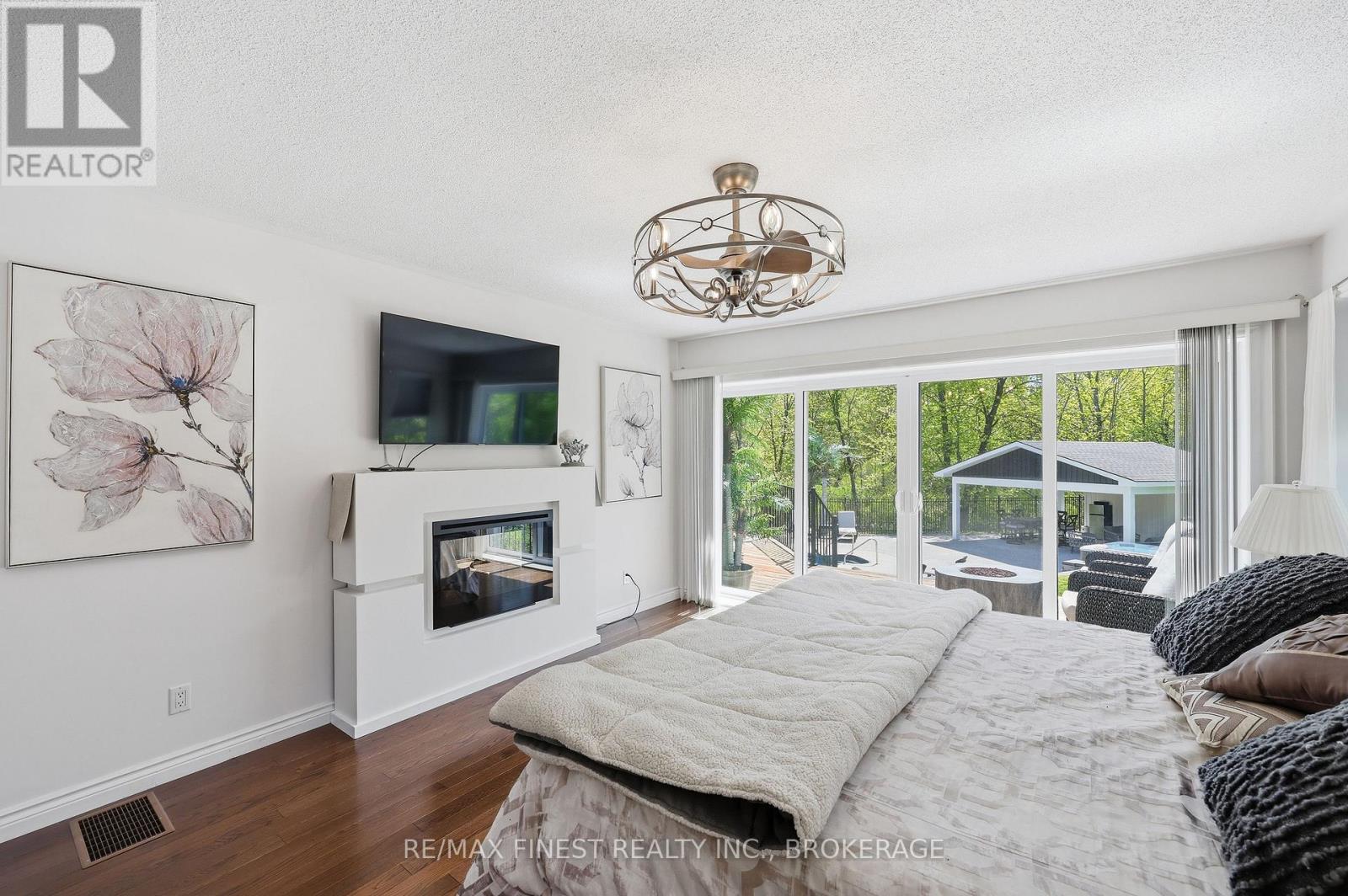 1747 HITCHCOCK DRIVE - 15