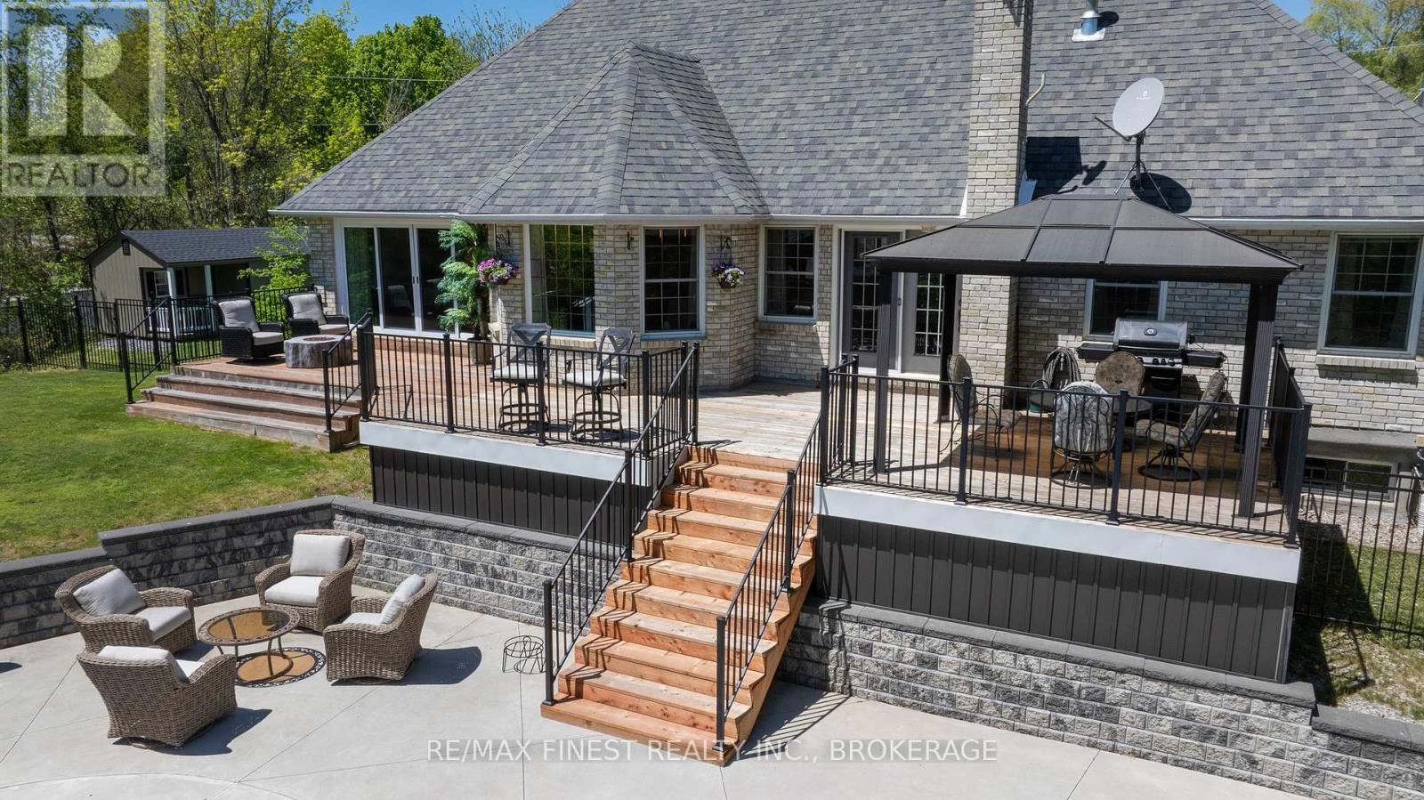 1747 HITCHCOCK DRIVE - 24