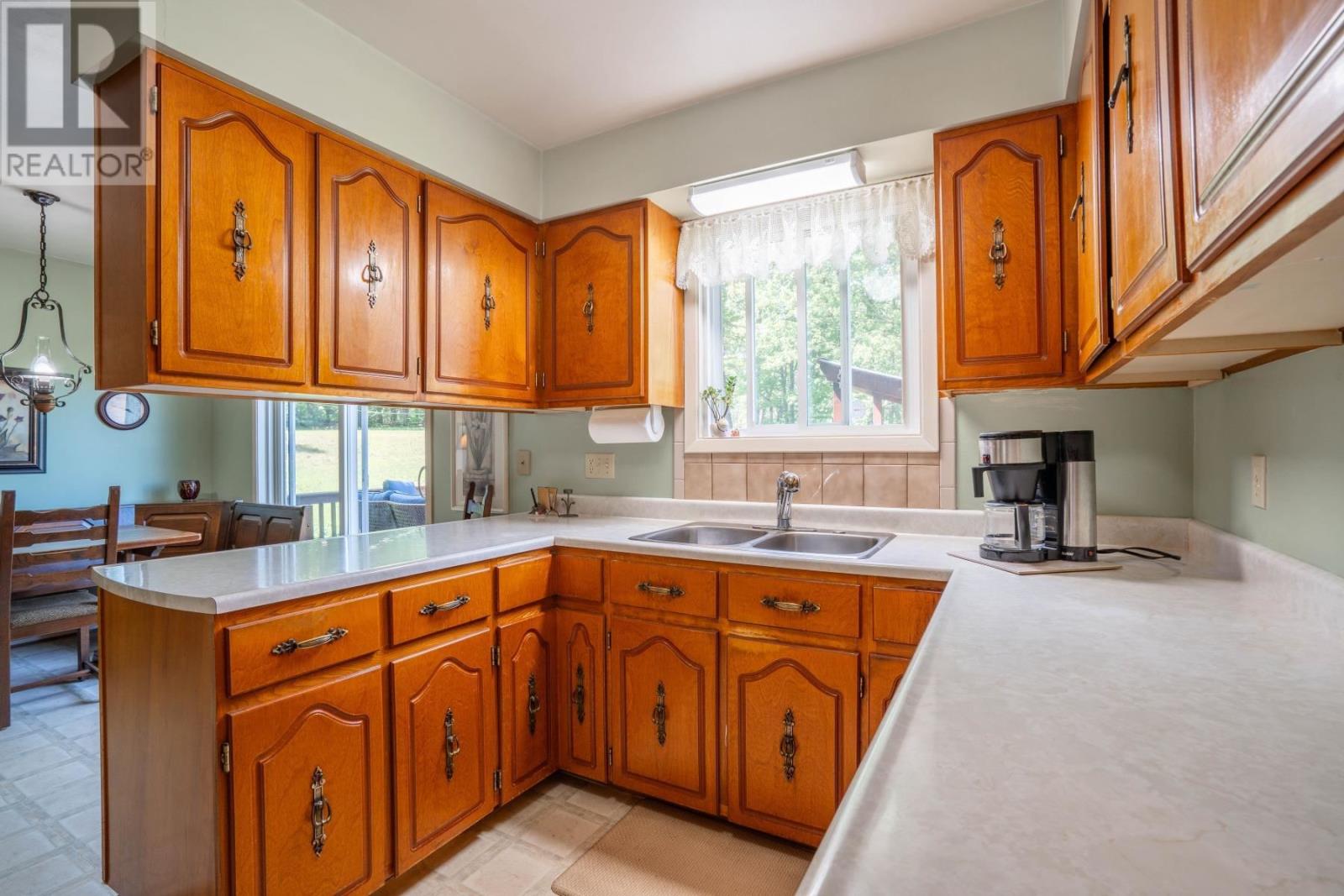552 Old Garden River RD - 14