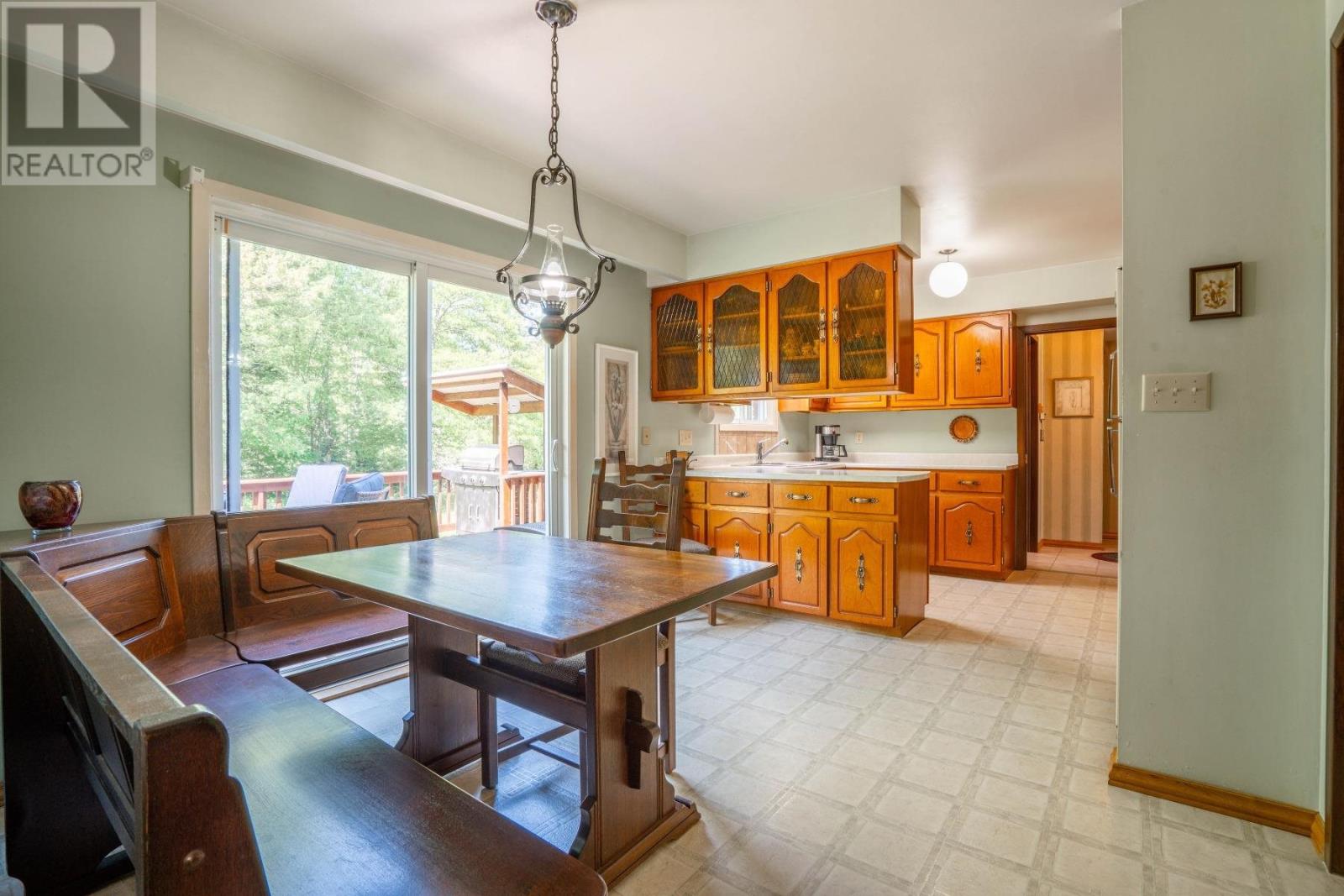 552 Old Garden River RD - 12