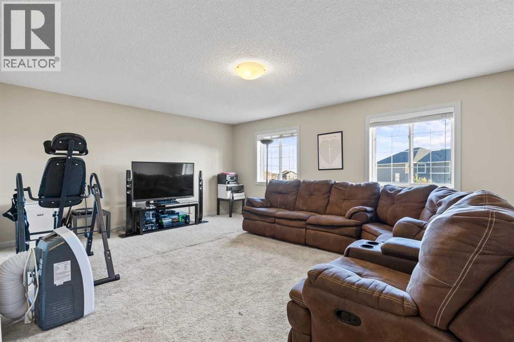 38 Everhollow Green SW - 25