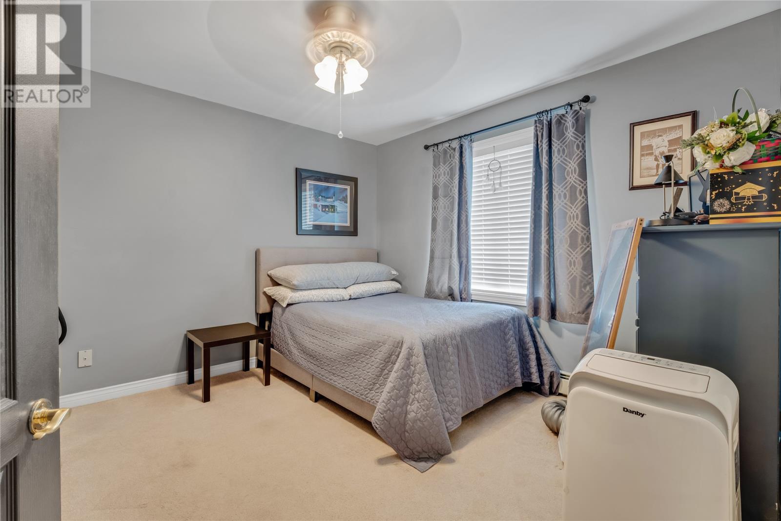 20 PINE HILL Place - 12