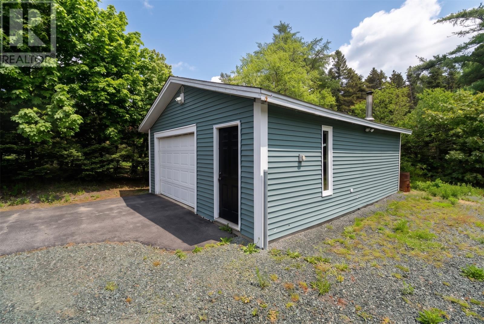 20 PINE HILL Place - 32