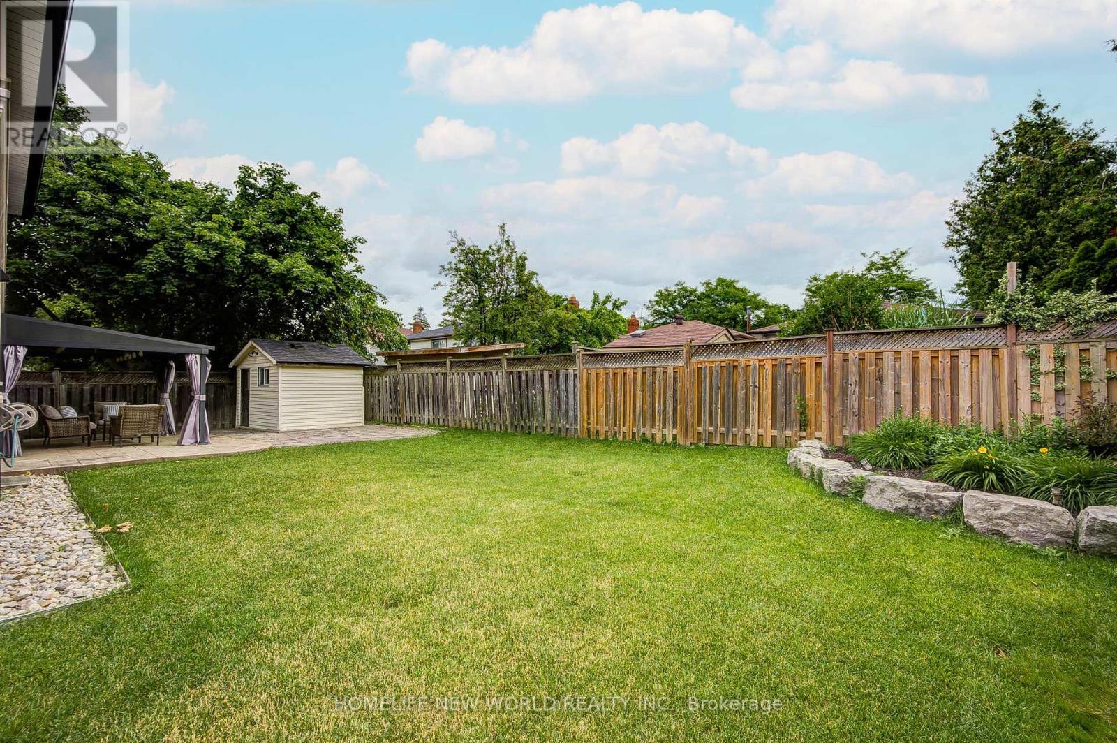5 HOPEDALE COURT - 41