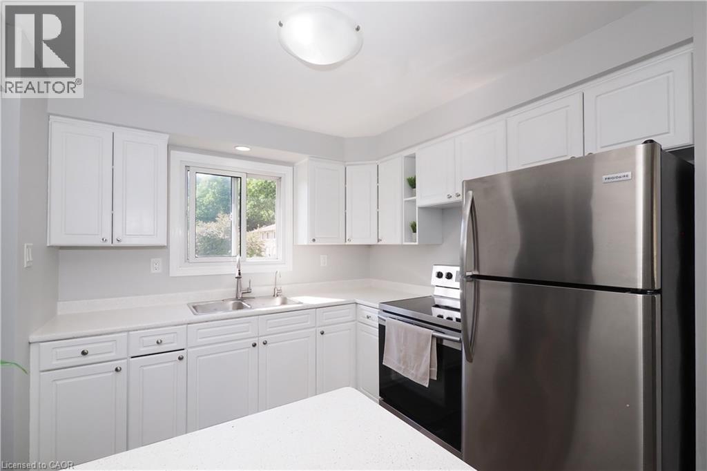 #69 165 GREEN VALLEY Drive - 12