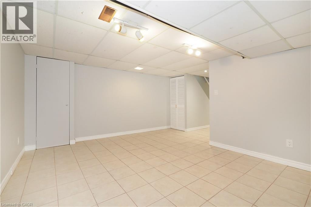 #69 165 GREEN VALLEY Drive - 23