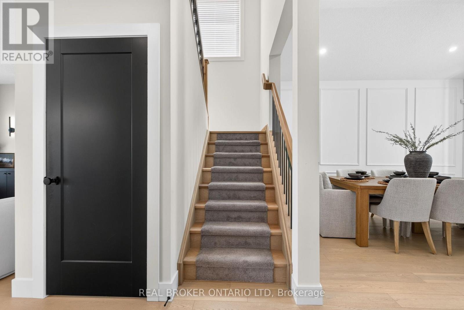 77 DAVENTRY WAY - 16