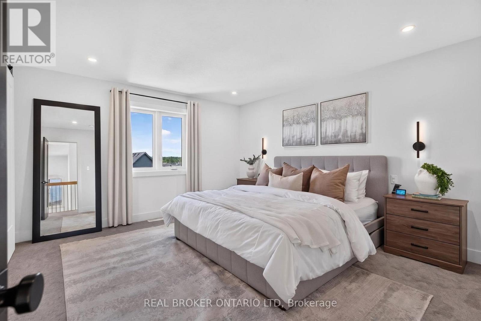 77 DAVENTRY WAY - 17