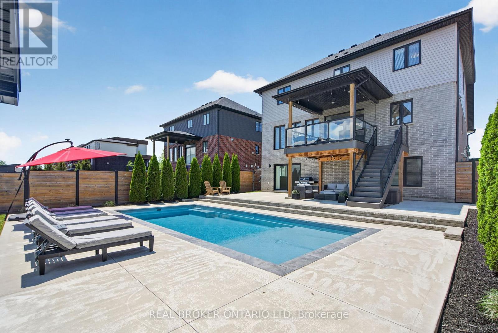 77 DAVENTRY WAY - 45
