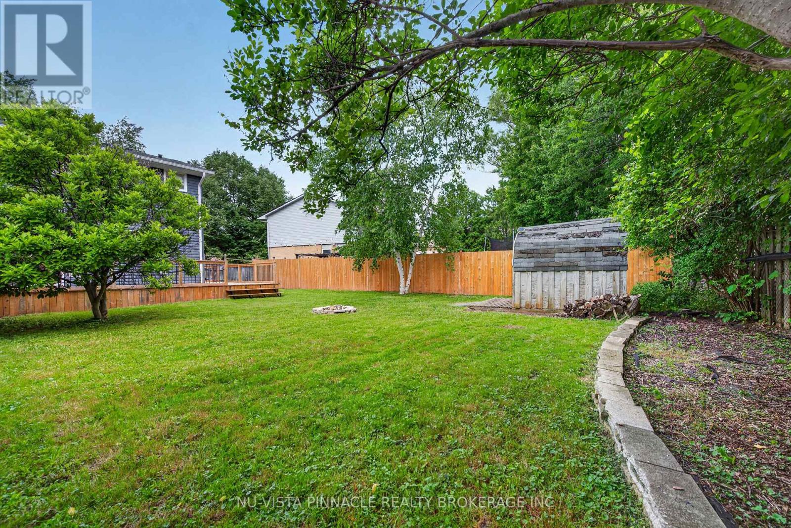 28 EDGEMERE CRESCENT - 42