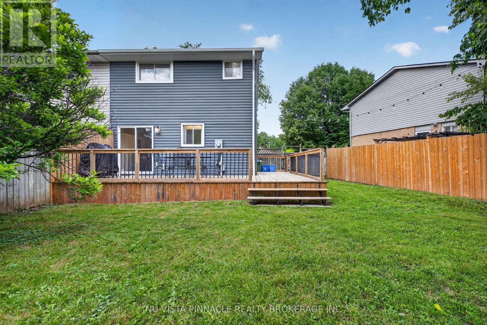 28 EDGEMERE CRESCENT - 43