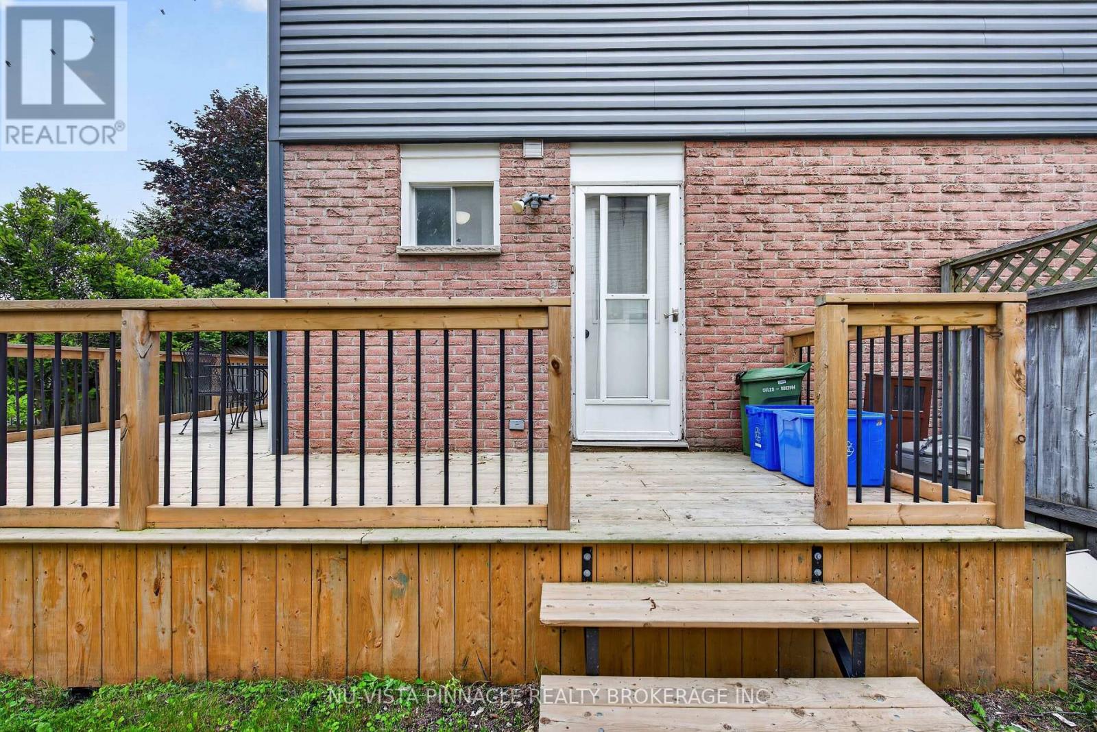 28 EDGEMERE CRESCENT - 45