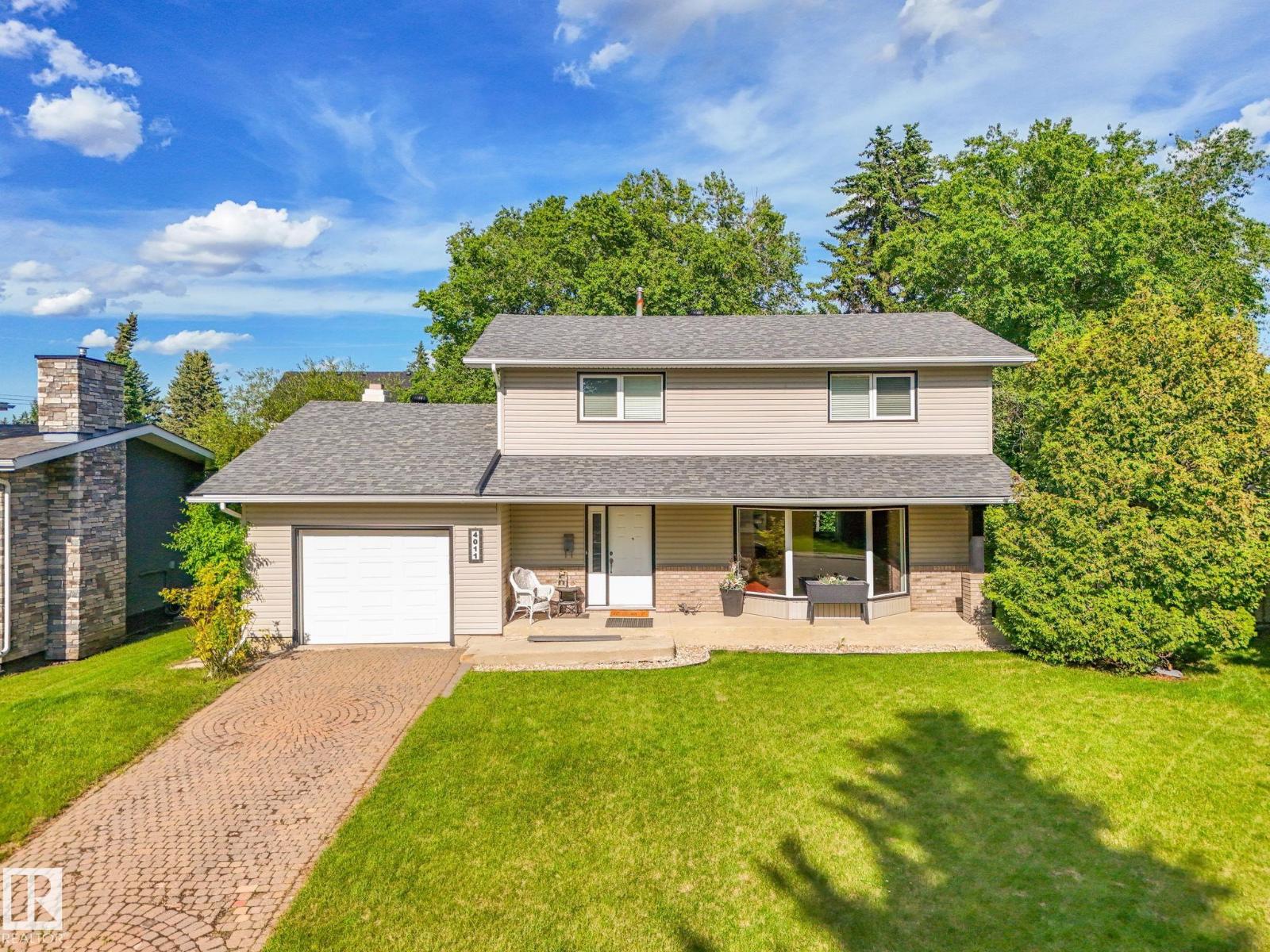 4011 124 ST NW - photo 2