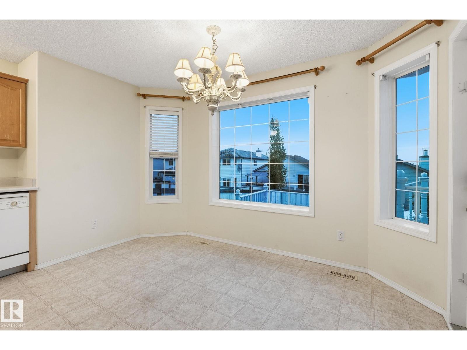 1906 37B AV NW - 16