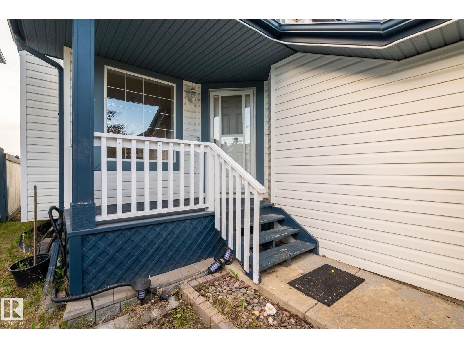 1906 37B AV NW - 5