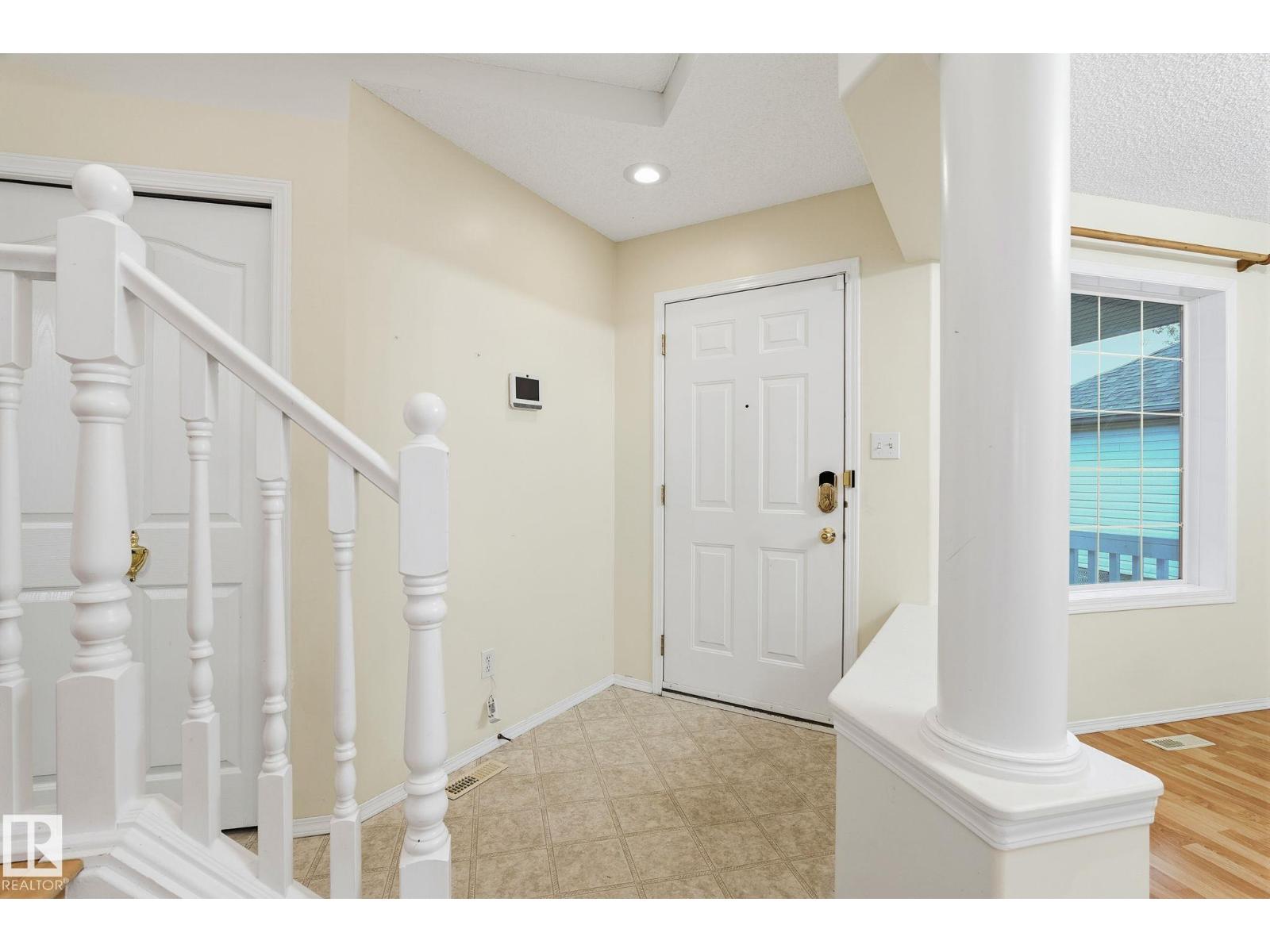 1906 37B AV NW - 6