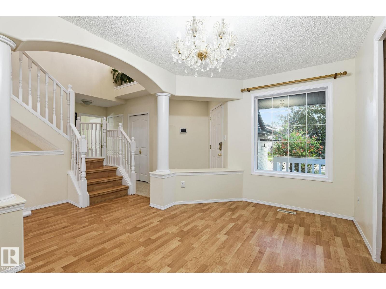 1906 37B AV NW - 8